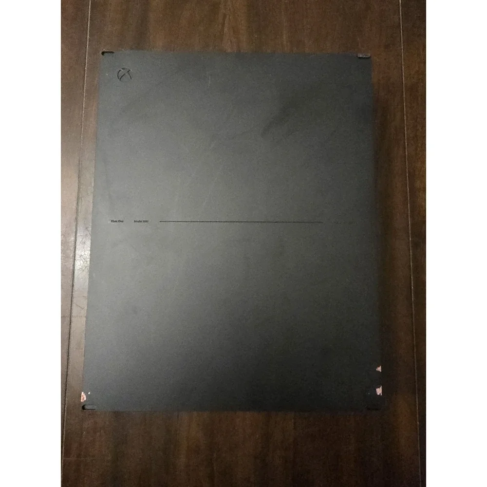 Microsoft Xbox One S 1TB Console Bundle w/ Wireless Controller And 1‎ Game